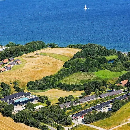 2 Person In * 아벤라