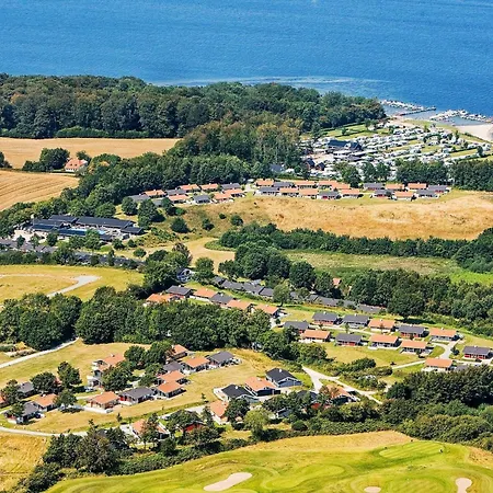 2 Person In * 아벤라